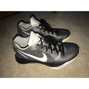 VOLLEYBALL SHOES HYPERSPIKES